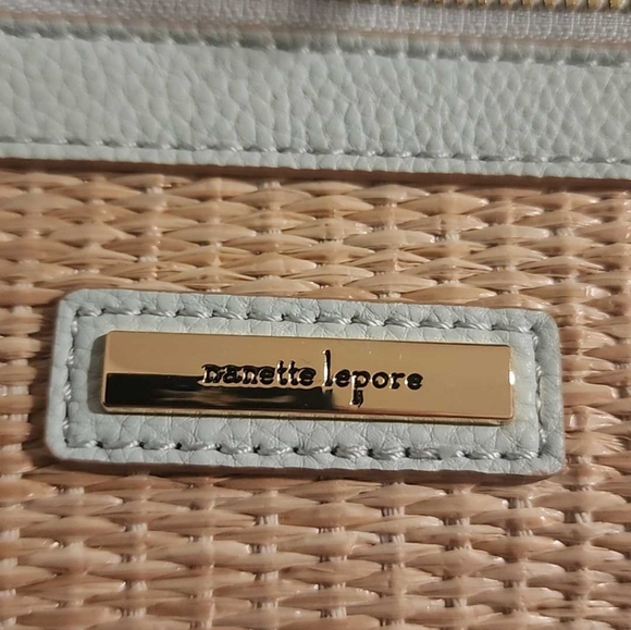 Nanette Lepore 3 piece set, bag, pouch, sunglass case, gift set - Picture 8 of 12